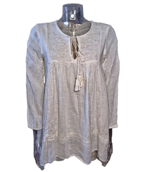 Ivory tunic with embroidery